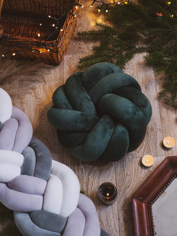 Poduszka Knot Pillow Butelkowa Zieleń