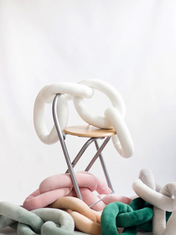 Chain Pillow Biała