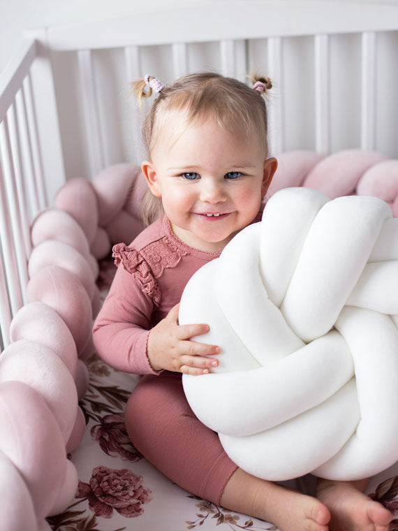 Poduszka Knot Pillow Biała